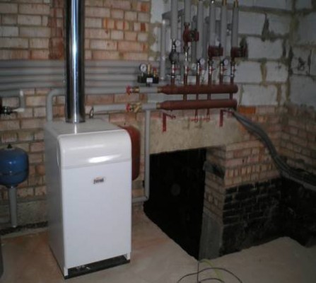 Напольный газовый котел для системы отопления